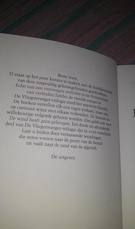 Echo van een verzwegen verleden (De Vliegenvanger trilogie) (Dutch) - Ravelli Ravelli, knyga 4