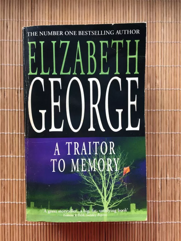 Elizabeth George - A traitor to memory - Elizabeth George, knyga