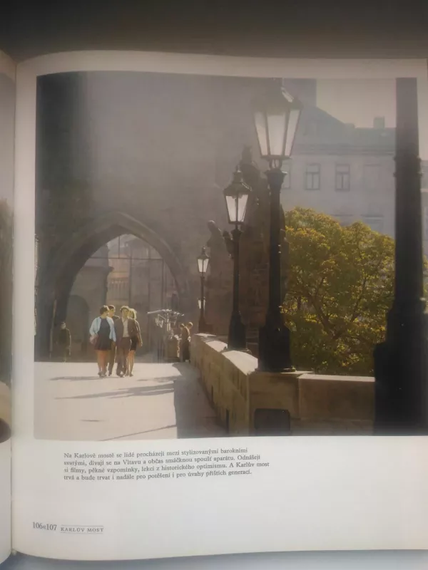 Naše Praha - Miroslav Khol, knyga