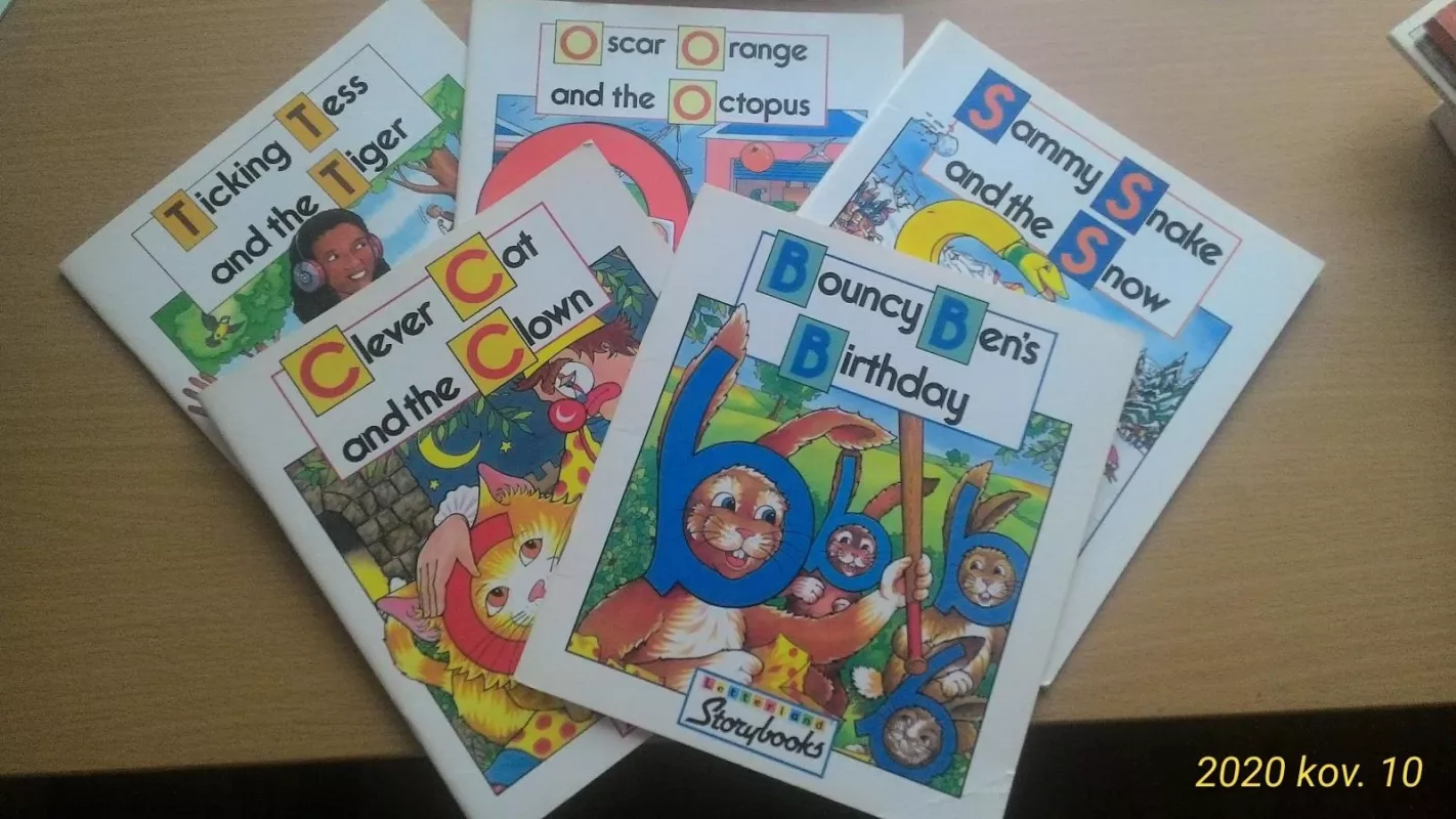 Clever cat and the clown - Autorių Kolektyvas, knyga 3