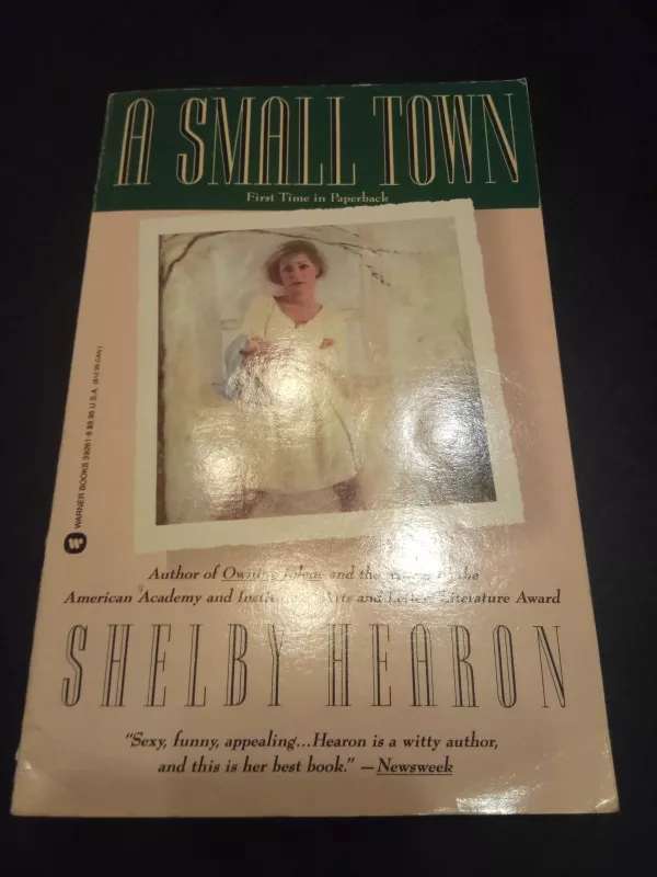 A Small Town - Shelby Hearon, knyga 2