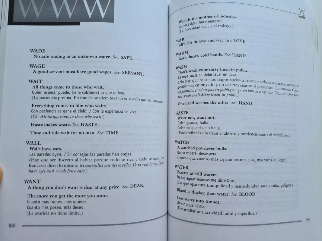 Dictionary of Proverbs - Diccionario de Refranes - Delfin Carbonell Basset, knyga 3