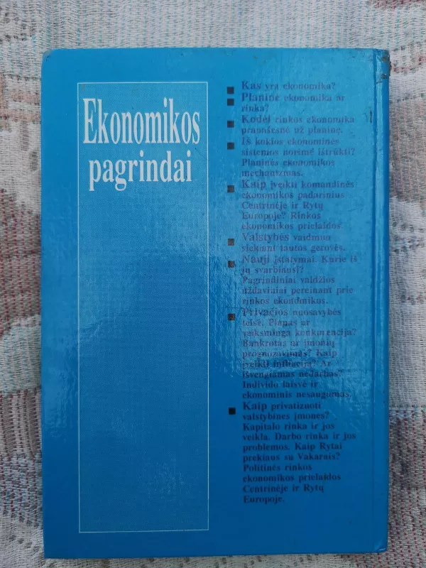 Ekonomikos pagrindai / Basic Economics - Arne Jon Isachsen, Carl Hamilton, knyga 3