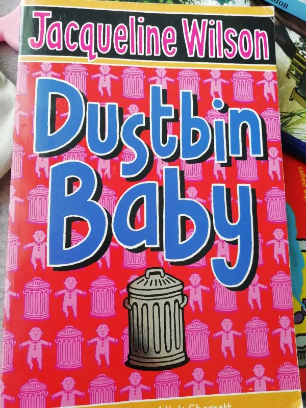 Dustbin Baby - Jacqueline Wilson, knyga
