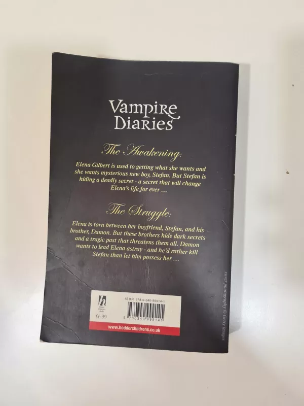 Vampire Diaries: The Awakening. The Struggle - L. J. Smith, knyga