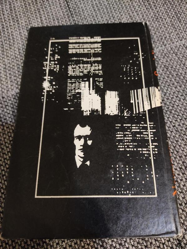 Specialistas iš Sicilijos - Normanas Liuisas, knyga 5