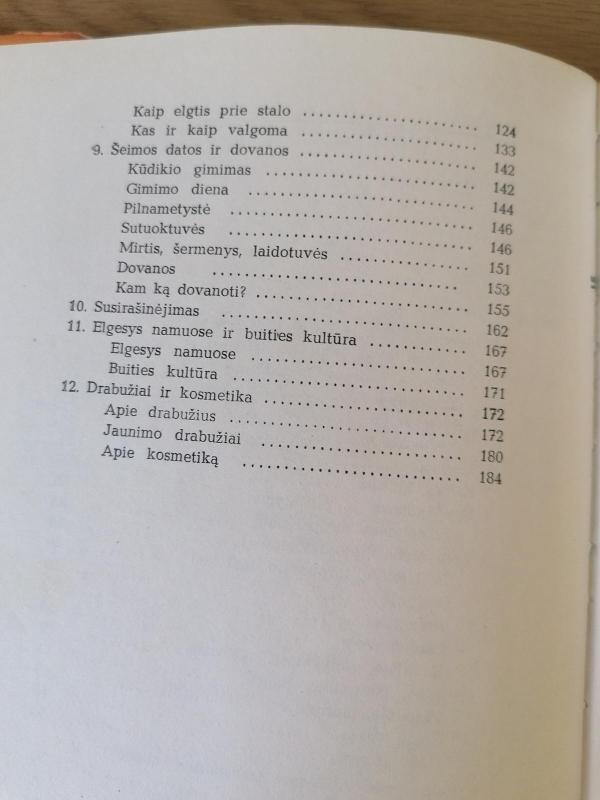 Gražiai elkimės - I. Asama, knyga 3