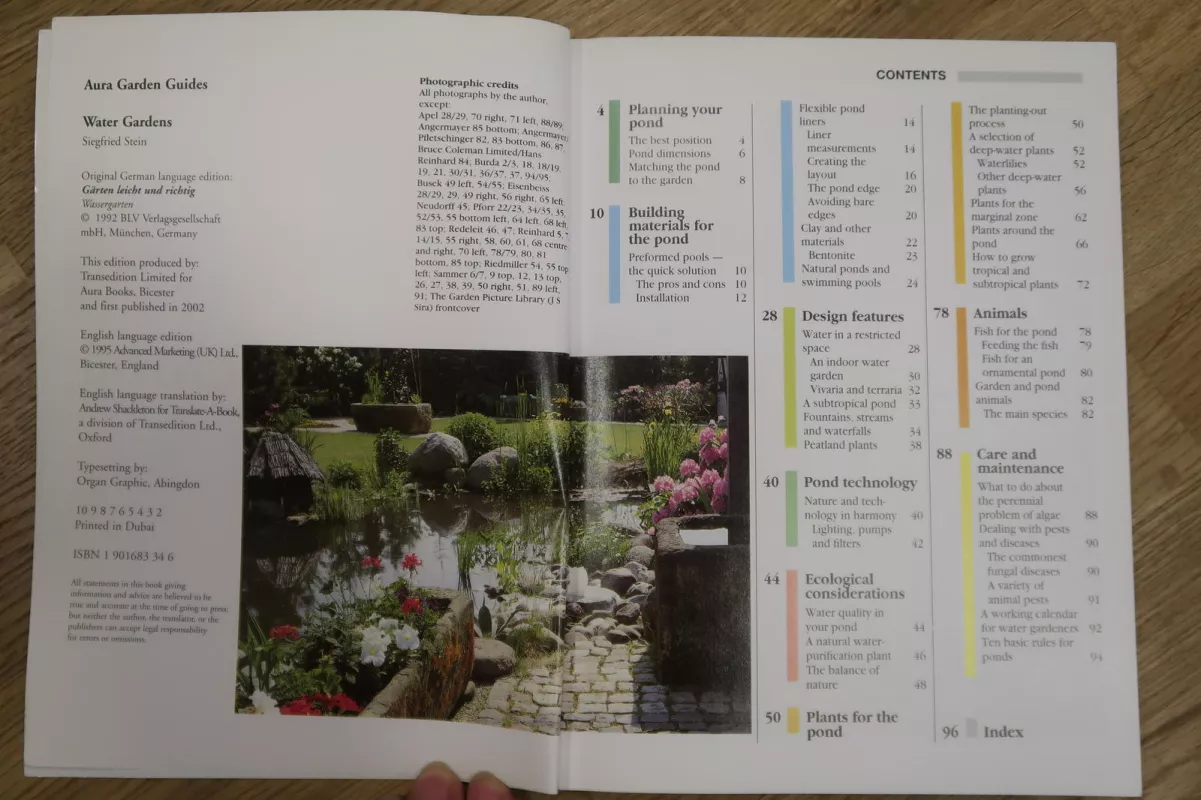 Water Gardens: Practical advice on creating and maintaining water gardens - Stein Siegfried, knyga