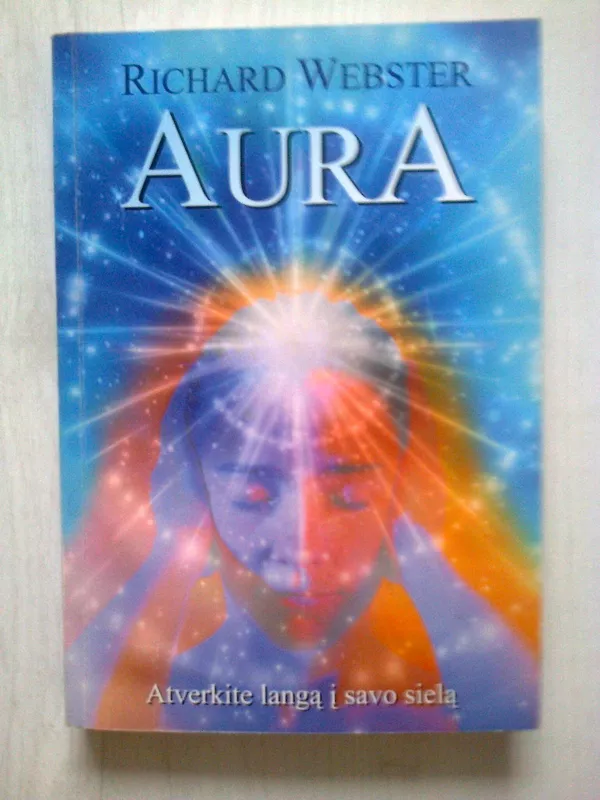 Aura - Richard Webster, knyga