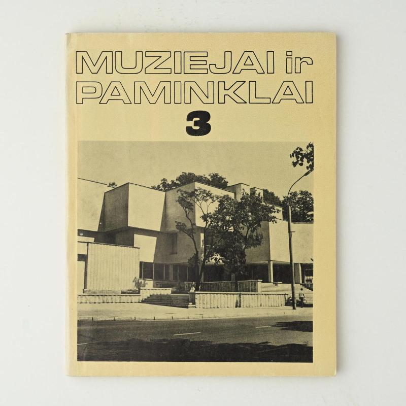 Muziejai ir paminklai (8 knygos) - Autorių Kolektyvas, knyga 4