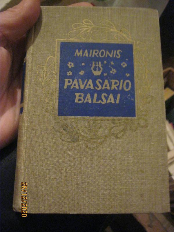 Pavasario balsai -  Maironis, knyga 3