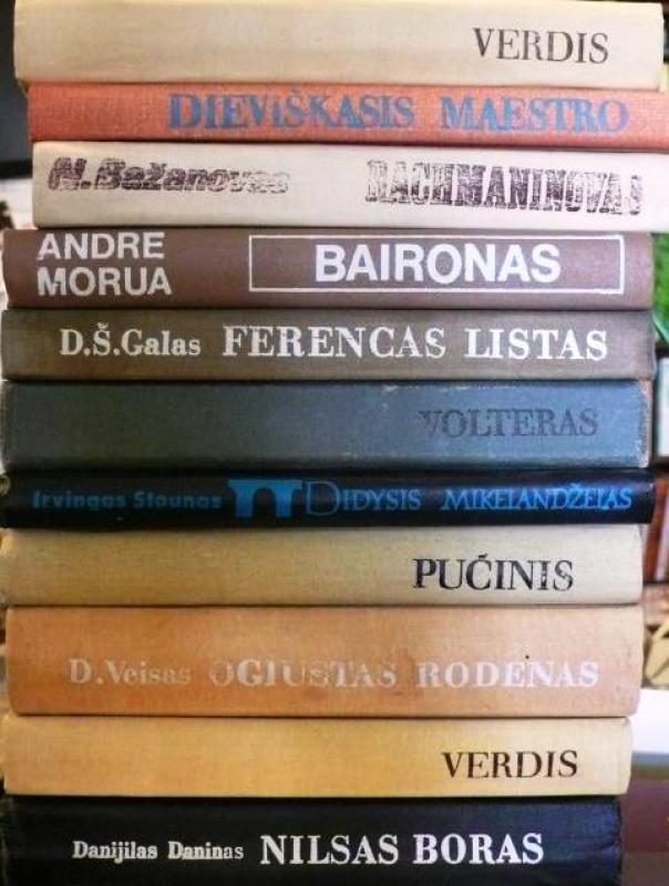 SILUETAI (Biografinių knygų serija) - Autorių Kolektyvas, knyga 3