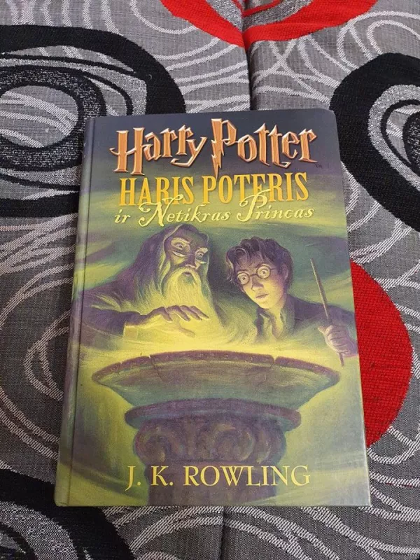 Haris poteris ir netikras princas - Rowling J. K., knyga