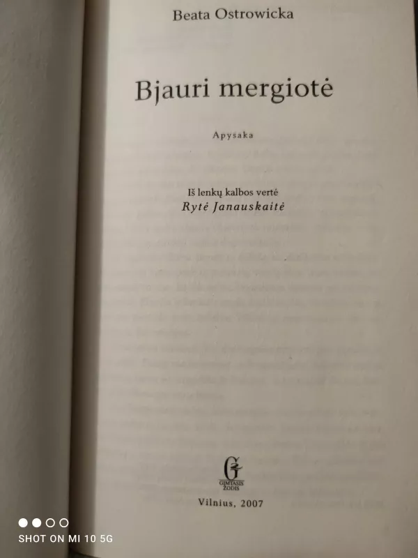 Bjauri mergiotė - Beata Ostrowicka, knyga