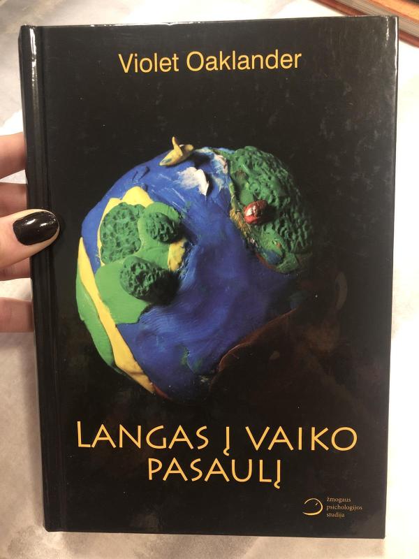 langas į vaiko pasaulį - Violet Oaklander, knyga