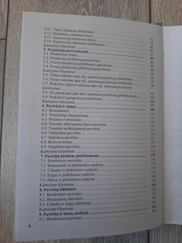 Inžinerinės grafikos teoriniai pagrindai - Dalia Bendikienė, knyga 3