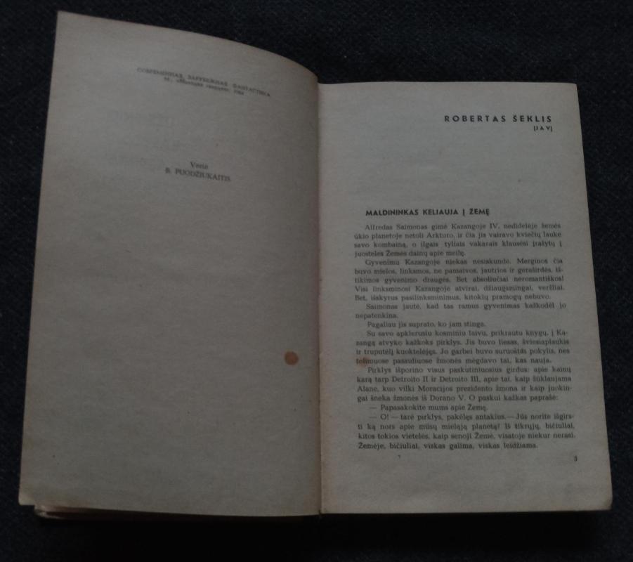 Užsienio rašytojų fantastiniai apsakymai - Autorių Kolektyvas, knyga 4