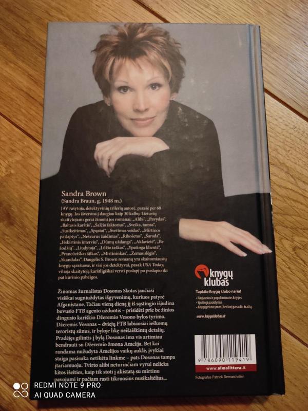 Riba - Sandra Brown, knyga 3