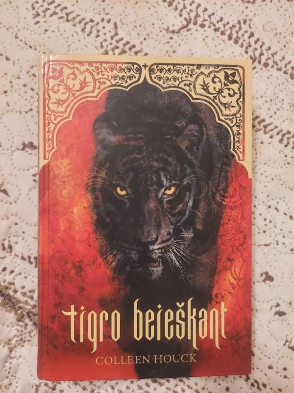 Tigro užkerėjimas serija - Colleen Houck, knyga 3