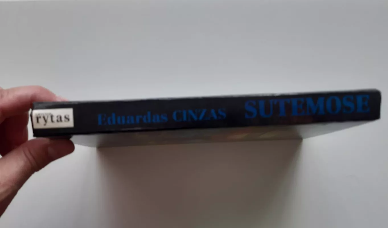 Sutemose - Eduardas Cinzas, knyga 4