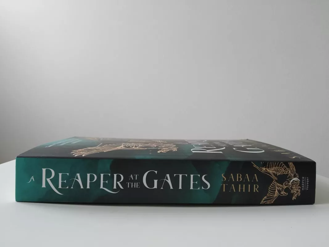 A Reaper at the Gates - Sabaa Tahir, knyga