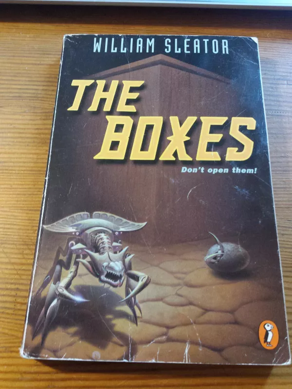 The Boxes - William Sleator, knyga 4