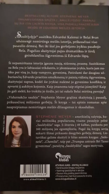 Vidurnakčio saulė - Stephenie Meyer, knyga