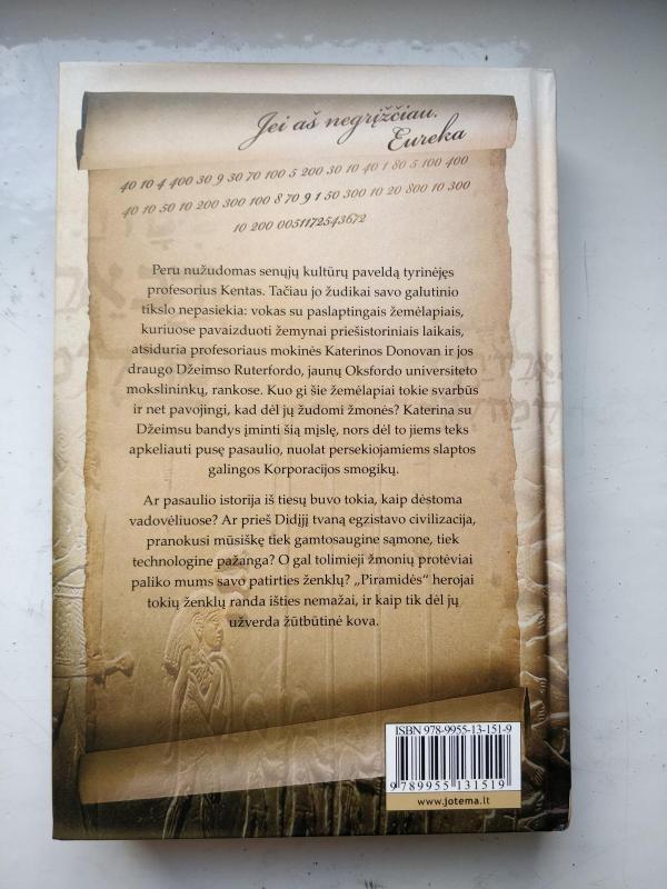 Piramidė - Tom Martin, knyga