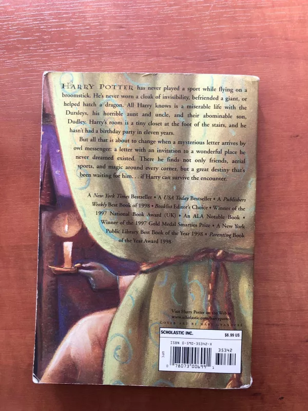 Harry Potter and the sorcerer"s stone - Rowling J. K., knyga