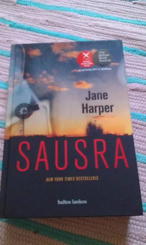 Sausra - Jane Harper, knyga 2