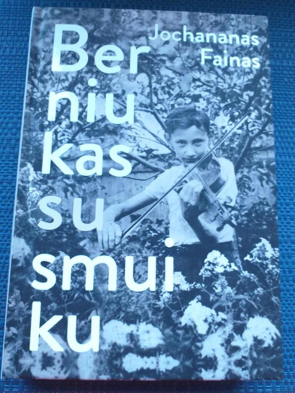 Berniukas su smuiku - Jochananas Fainas, knyga 2
