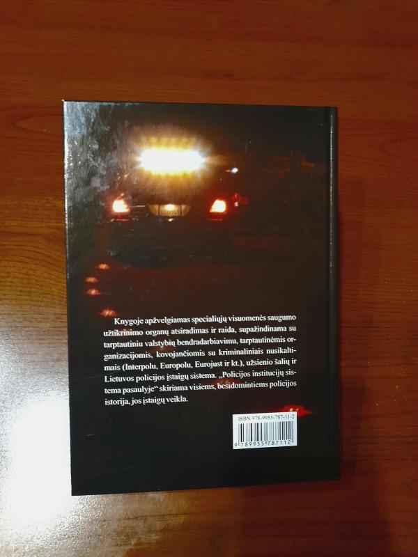 Policijos institucijų sistema pasaulyje - Vytautas Usačiovas, knyga 4