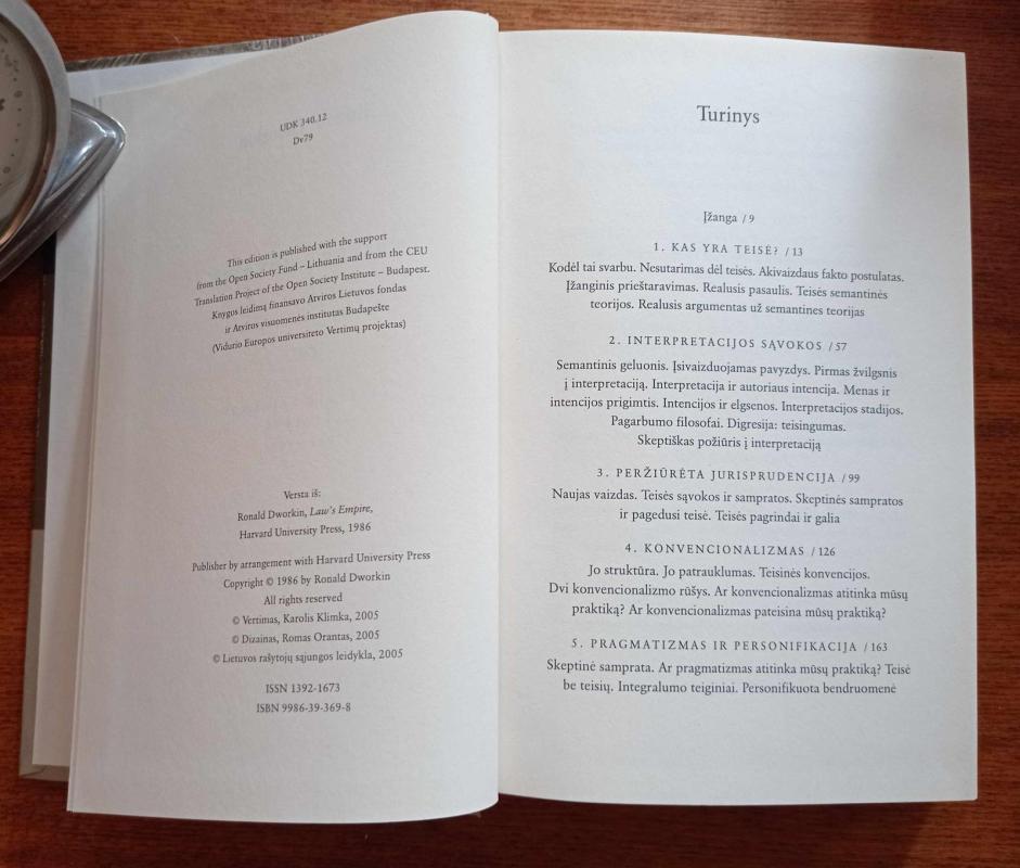 Teisės imperija - Ronald Dworkin, knyga 3