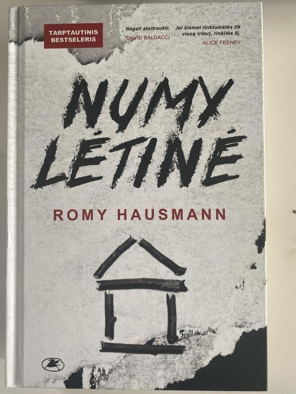 Numylėtinė - Romy Hausmann, knyga 3