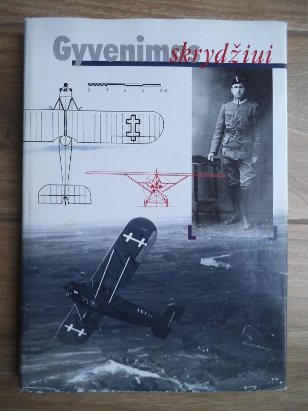 Gyvenimas skrydžiui - Autorių Kolektyvas, knyga 3