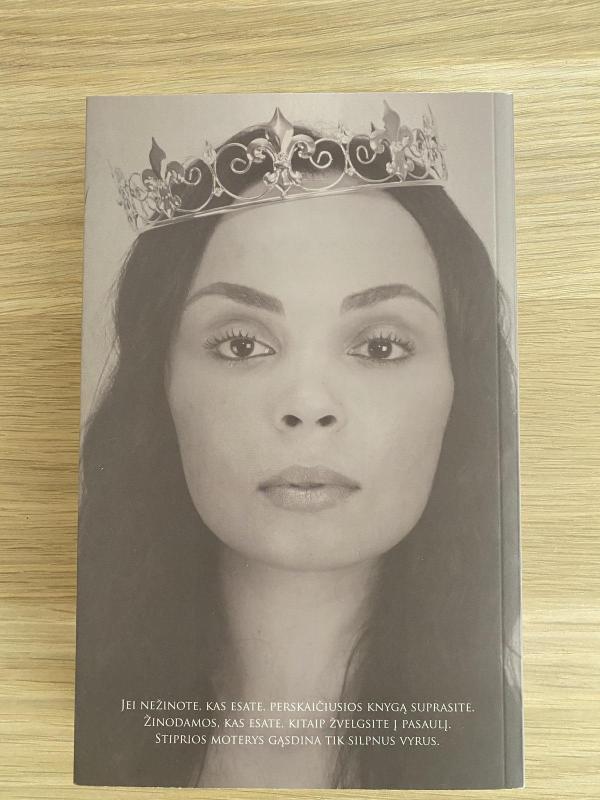 Damos etiketas džentelmeno akimis - Enitan O Bereola II, knyga 2