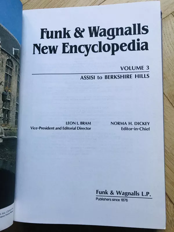 Funk & Wagnalls New Encyclopedia - Autorių Kolektyvas, knyga 3