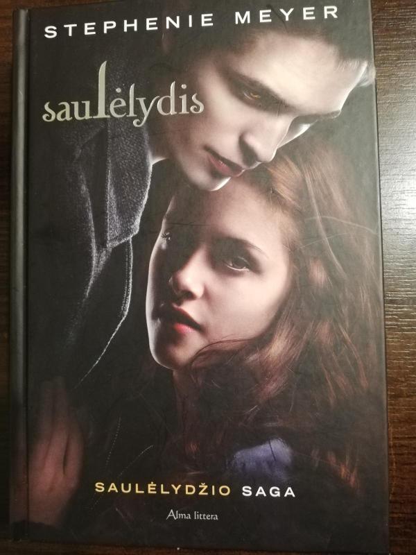 Saulėlydis - Stephenie Meyer, knyga 3