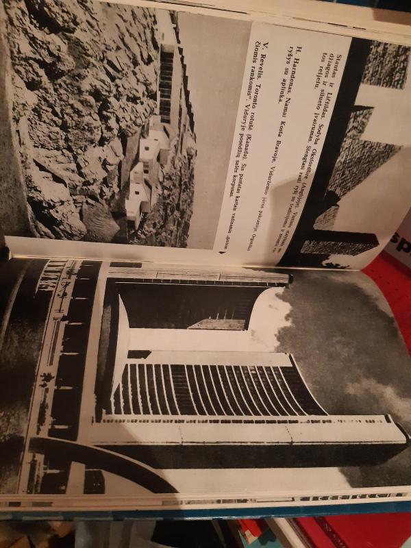 Architektūros kryptys užsienyje - Jonas Minkevičius, knyga 2