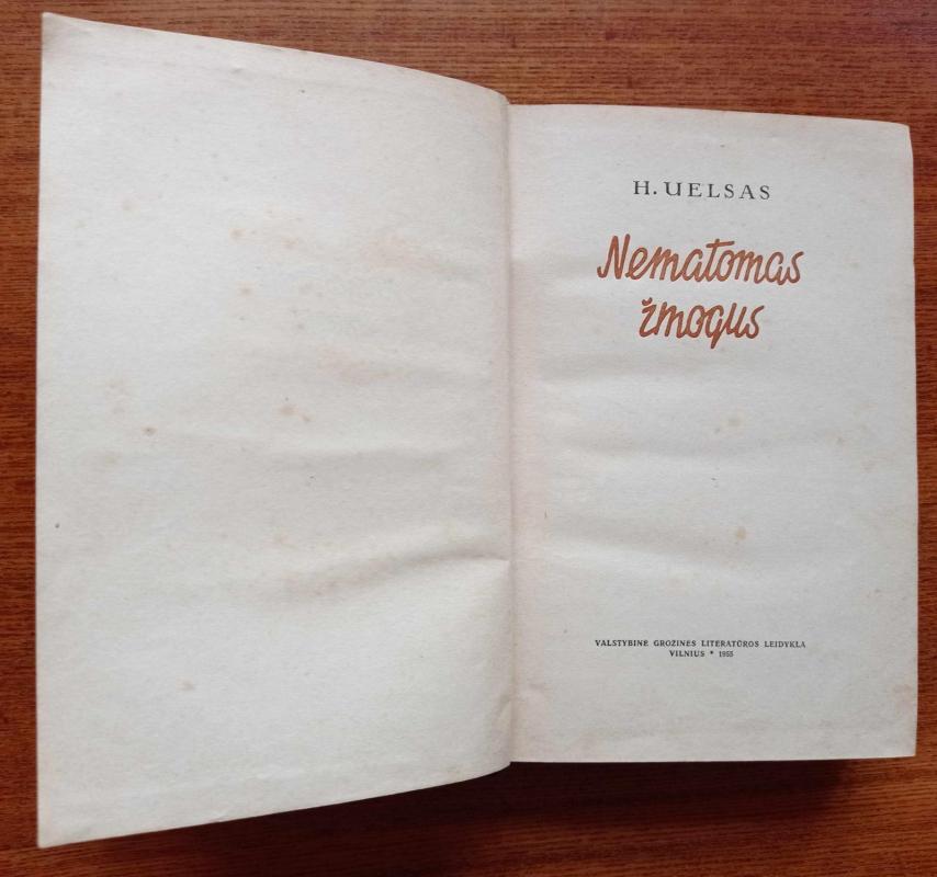 Nematomas žmogus - H. Uelsas, knyga 4