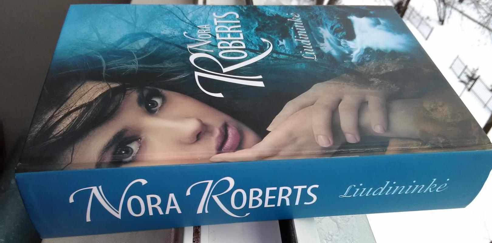 Liudininkė - Nora Roberts, knyga 4