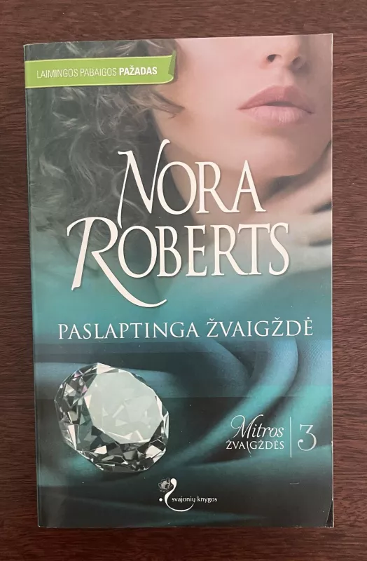 Paslaptinga žvaigždė - Nora Roberts, knyga