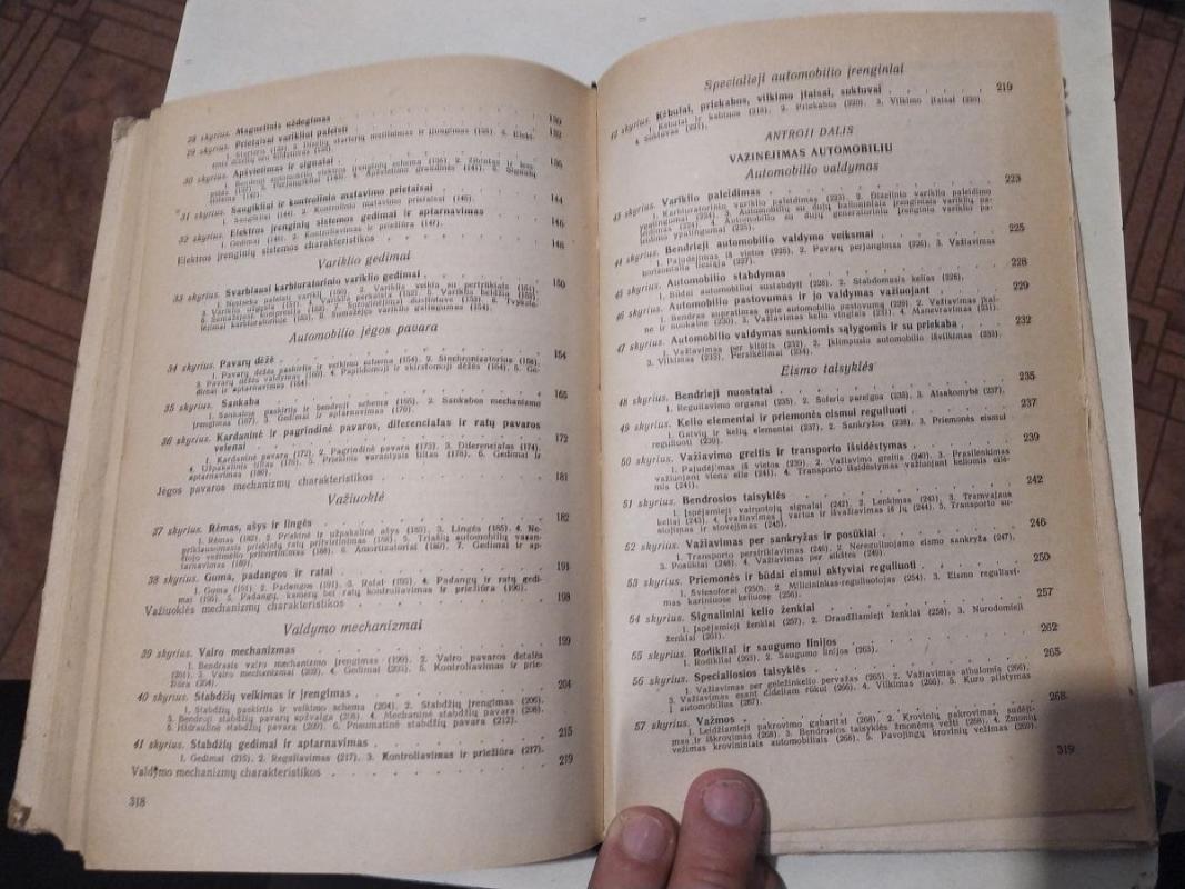 Trečiosios klasės šoferio vadovėlis - A.V. Kariaginas, G.M.  Solovjovas, knyga 3