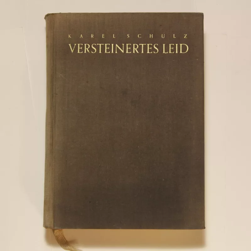 Versteinertes Leid - Karel Schulz, knyga