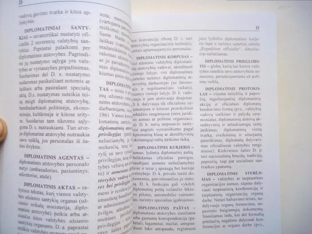 Politologijos žodynas-žinynas - Romaldas Rakucevičius, knyga 3