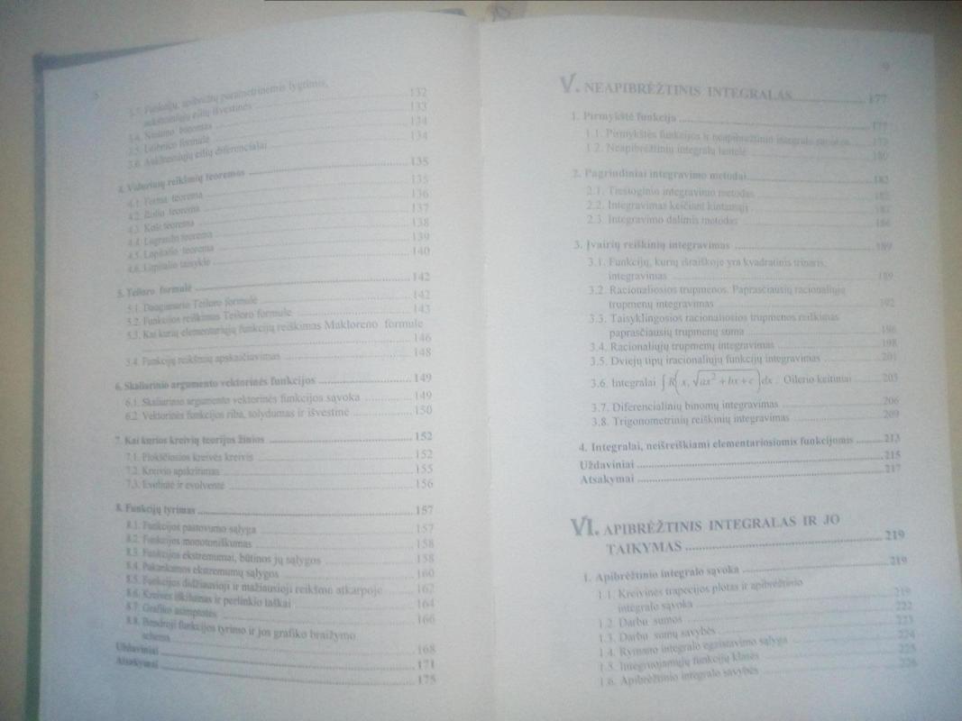 Diferencialinis ir integralinis skaičiavimas - Vidmantas Pekarskas, knyga 4