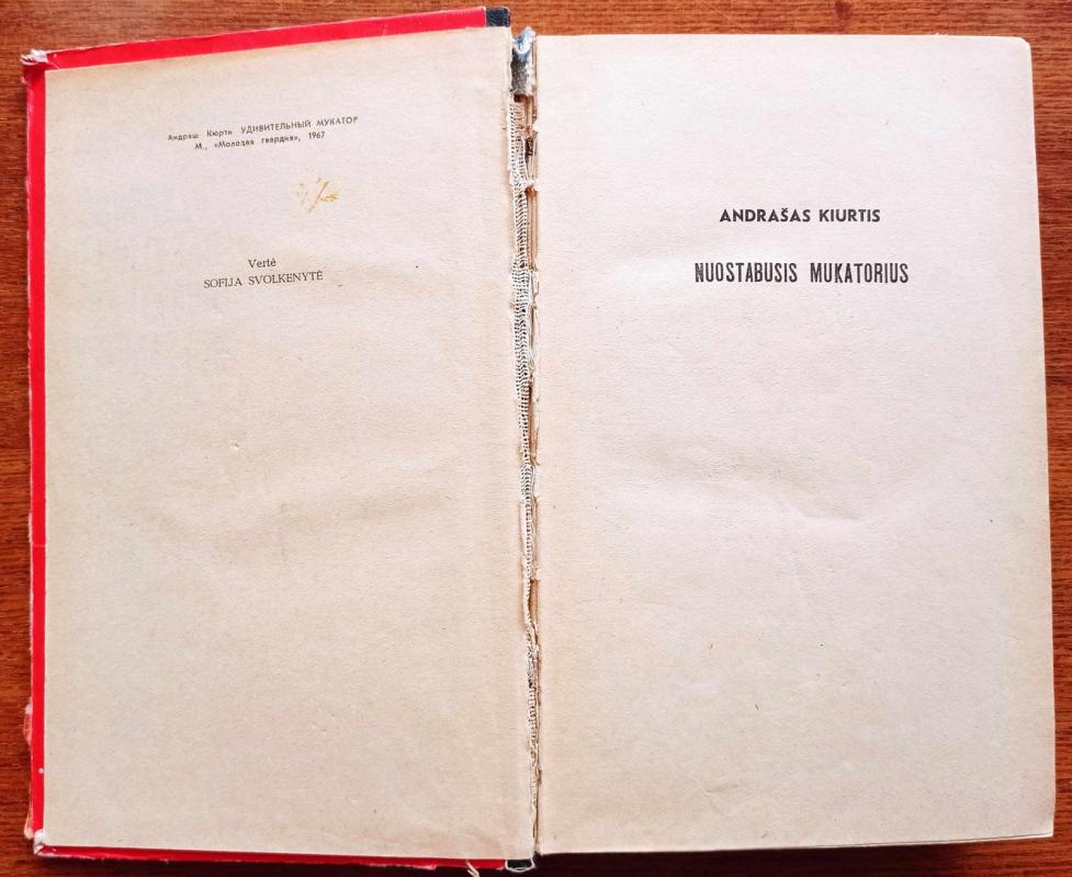 Užsienio rašytojų nuotykių apysakos - Autorių Kolektyvas, knyga 4