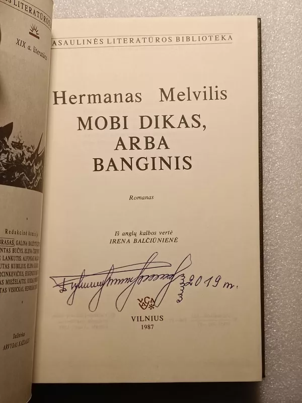 Mobis Dikas, arba Banginis 1987 - Hermanas Melvilis, knyga 2