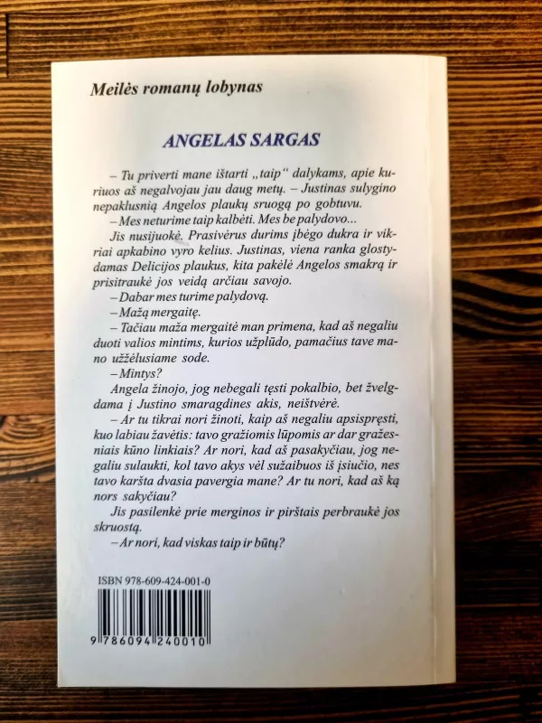 Angelas sargas - Autorių Kolektyvas, knyga 3