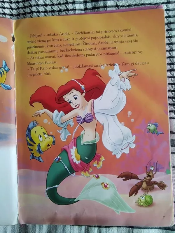 Trumpos princesių pasakaitės - Walt Disney, knyga 3